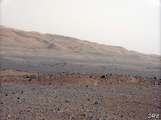 NASA опубликовала снимки подножия горы Sharp, сделанные Curiosity