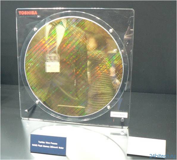 Toshiba показала 128-Гбит NAND-чип с трёхуровневыми ячейками