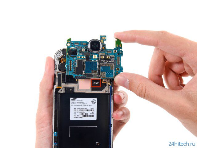 Samsung Galaxy S4 разобрали на части (42 фото)