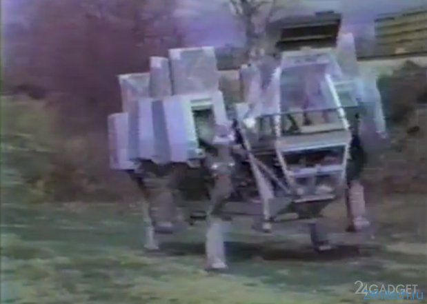 Архивные кадры с роботами Пенсильванского университета (видео)
