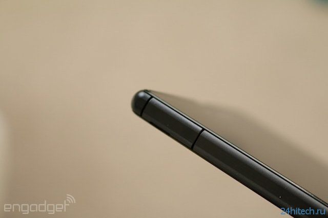 Смартфон Sony с большим дисплеем и чистой ОС Android 4.4 (12 фото)