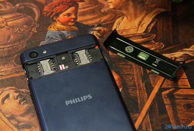 Смартфон Philips W6618 оснащён аккумулятором ёмкостью 5300 мА·ч