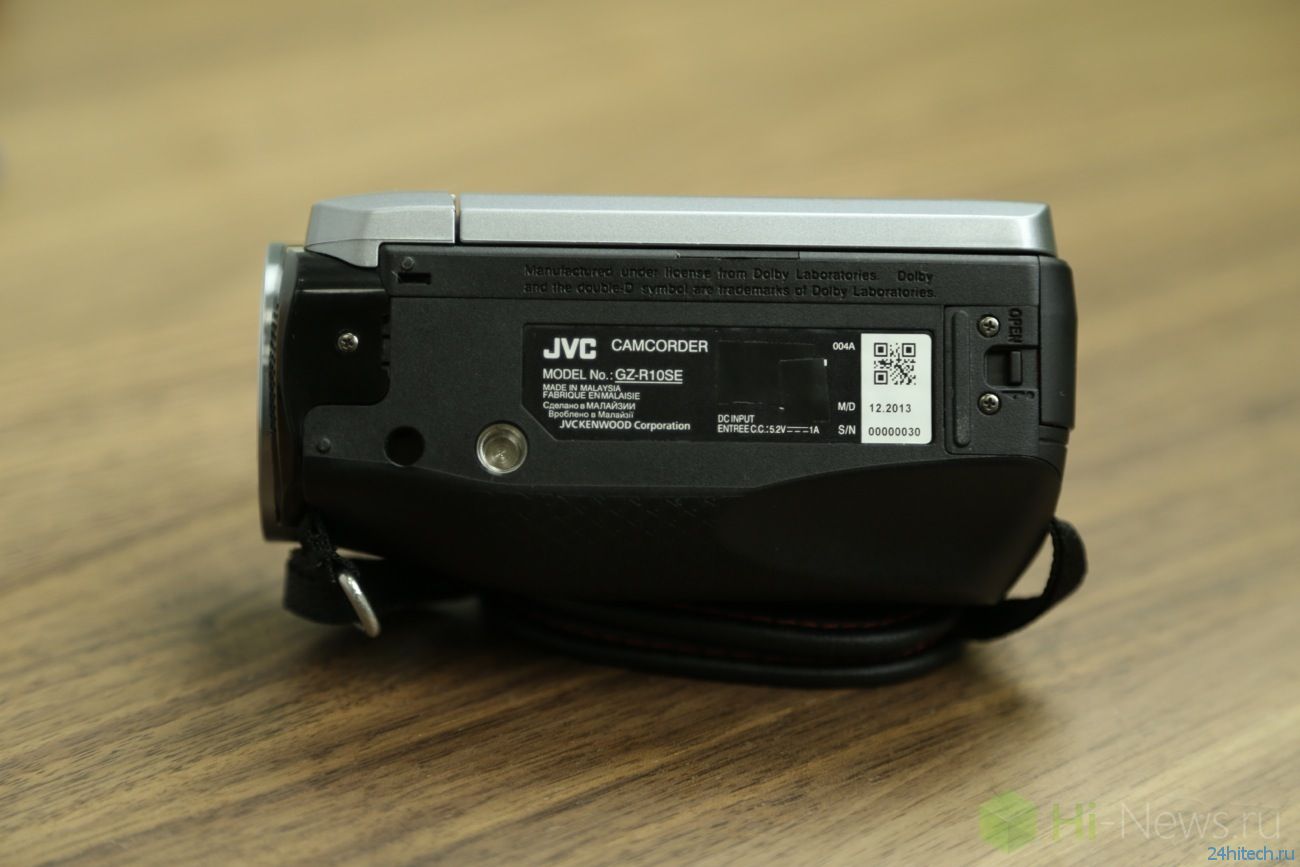 Обзор защищенной видеокамеры JVC GZ-R10SE