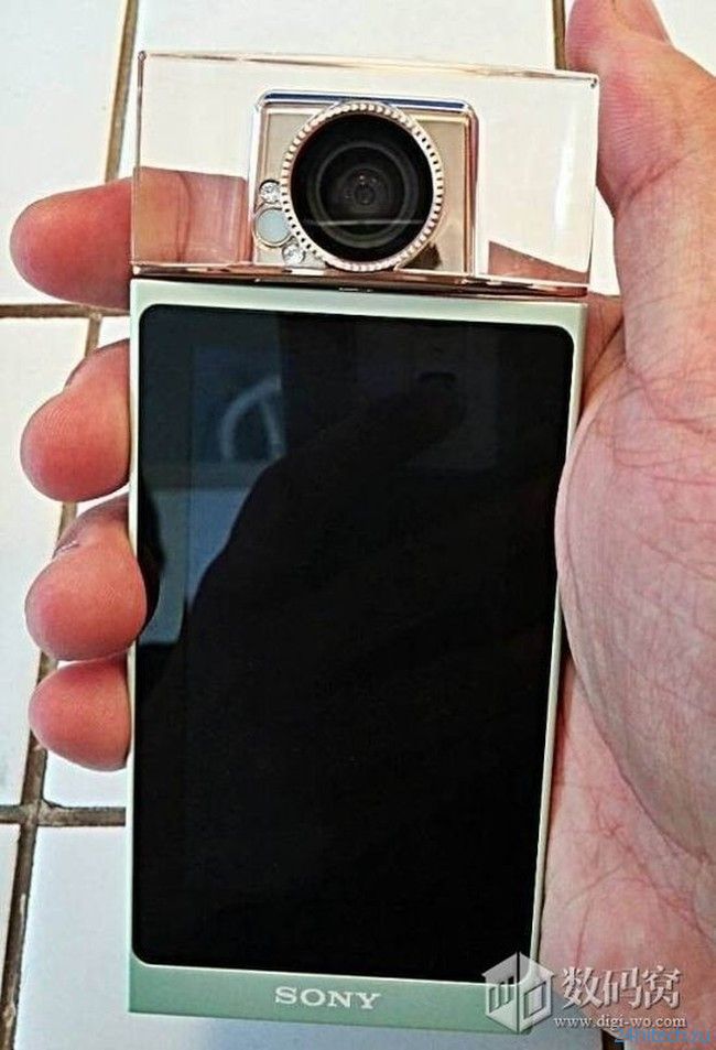Sony планирует выпустить селфи-смартфон, похожий на флакон духов