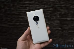 Lumia 830 Gold Edition на живых фото
