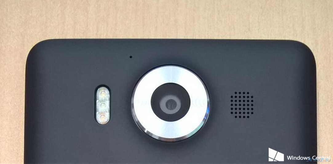 В сеть попали новые чёткие фотографии Lumia 950: тройной вспышке быть