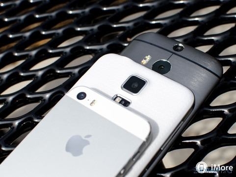 Сравнение камер iPhone 5S, Samsung Galaxy S5 и HTC One (M8)