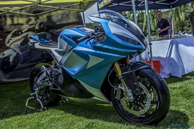 Самым быстрым серийным мотоциклом в мире станет электробайк Lightning LS-218