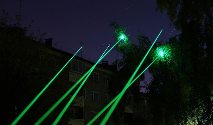 Российские учёные зарядили смартфон лазером с 1,5 км