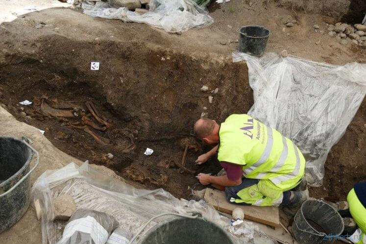 В Швеции нашли необычный корабль викингов с мертвыми телами и драгоценностями