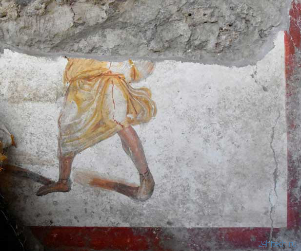В Помпеях нашли древнюю картину с кровавыми гладиаторами