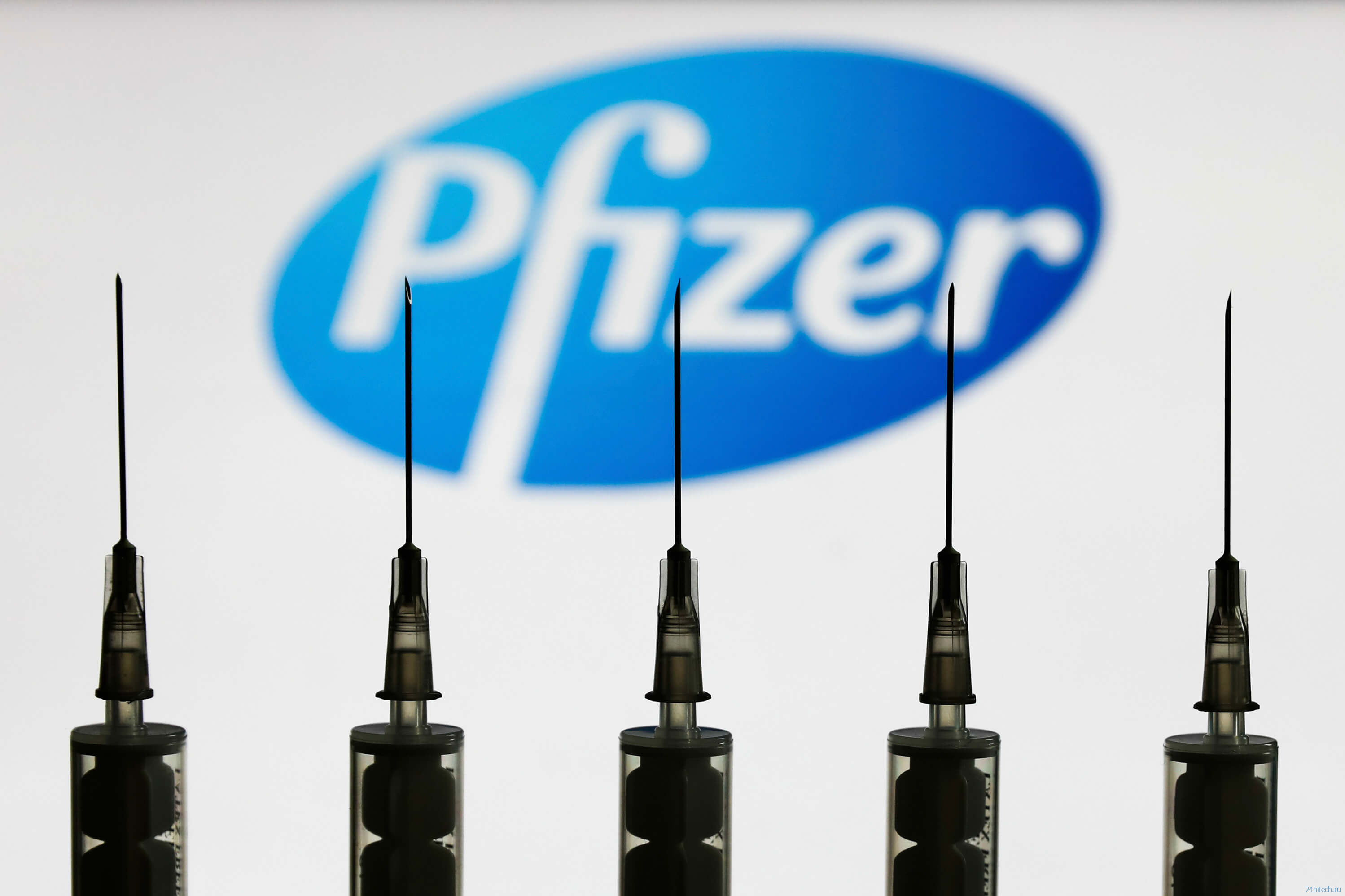 Почему Pfizer временно сокращает распространение своей вакцины в Европе? 
