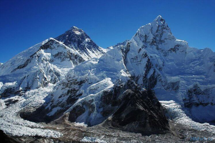 Покорить Эверест: как попасть на самую высокую точку планеты? 