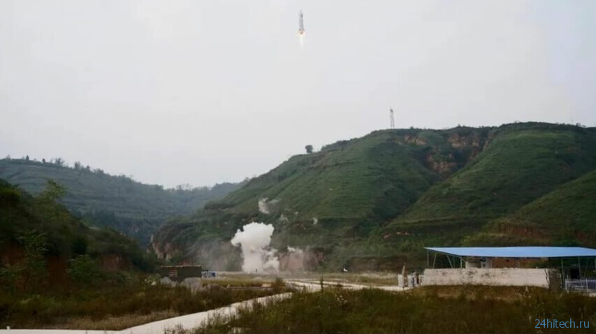 Китайская ракета Nebula-M успешно поднялась на 100 метров и совершила «кривую» посадку 