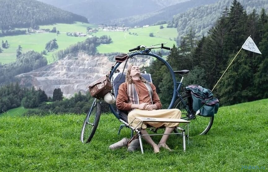 Разработан туристический велосипед со встроенным столом и кроватью 