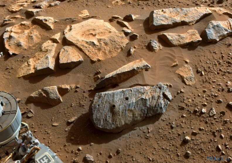 Марсоход Perseverance нашел на Марсе органические молекулы 