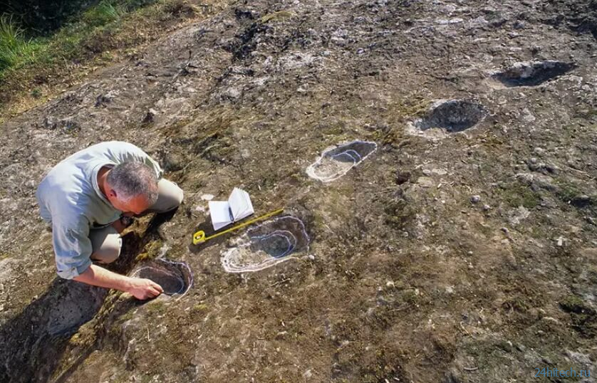 На склоне итальянского вулкана найдены загадочные следы 