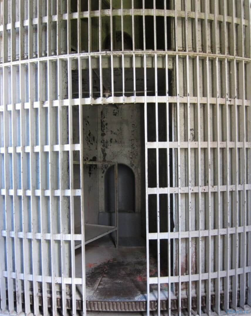 Для чего были созданы вращающиеся тюрьмы и почему их навсегда закрыли