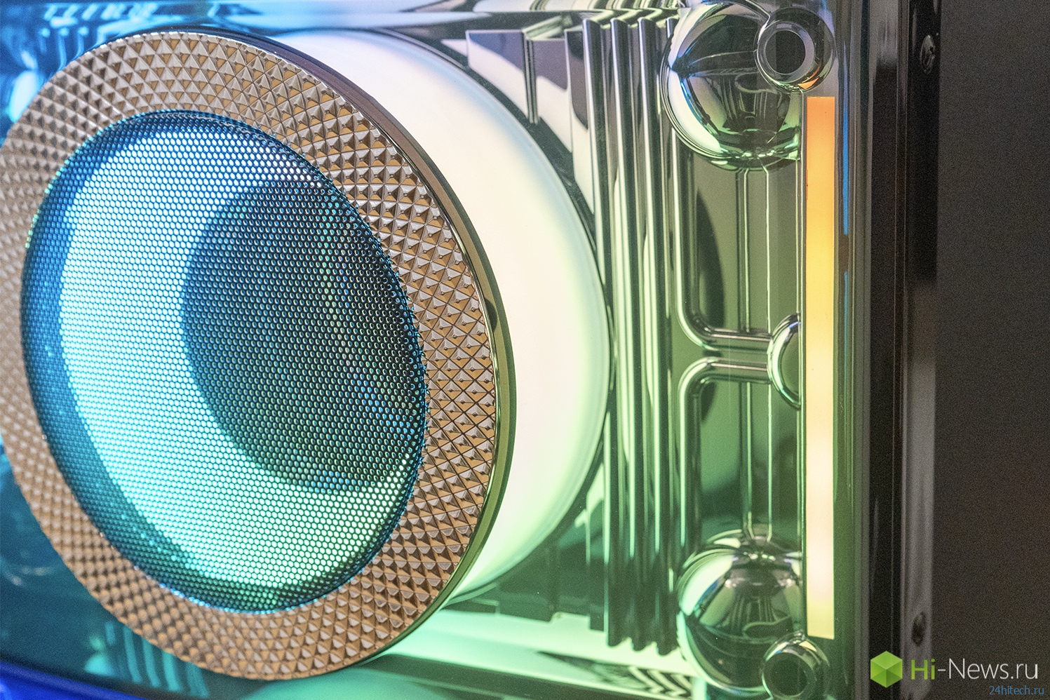 Когда нужно действительно много звука. Обзор аудиосистемы Урал Молот 203 Когда нужно действительно много звука. Обзор аудиосистемы Урал Молот 203