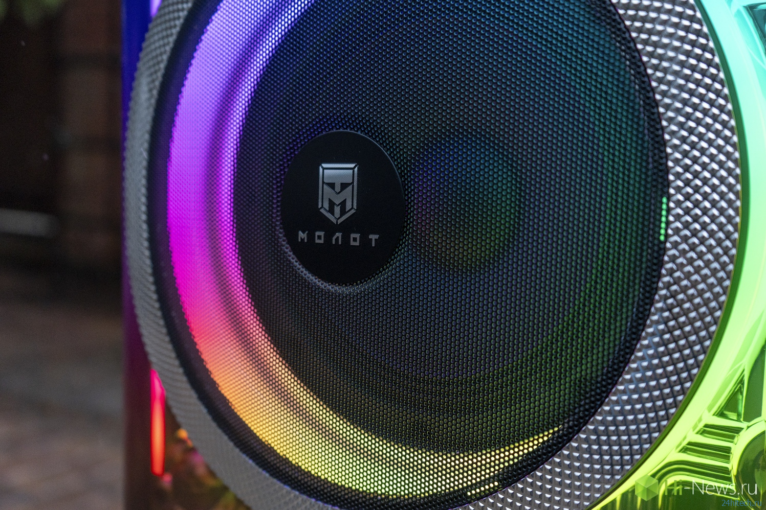 Когда нужно действительно много звука. Обзор аудиосистемы Урал Молот 203 Когда нужно действительно много звука. Обзор аудиосистемы Урал Молот 203