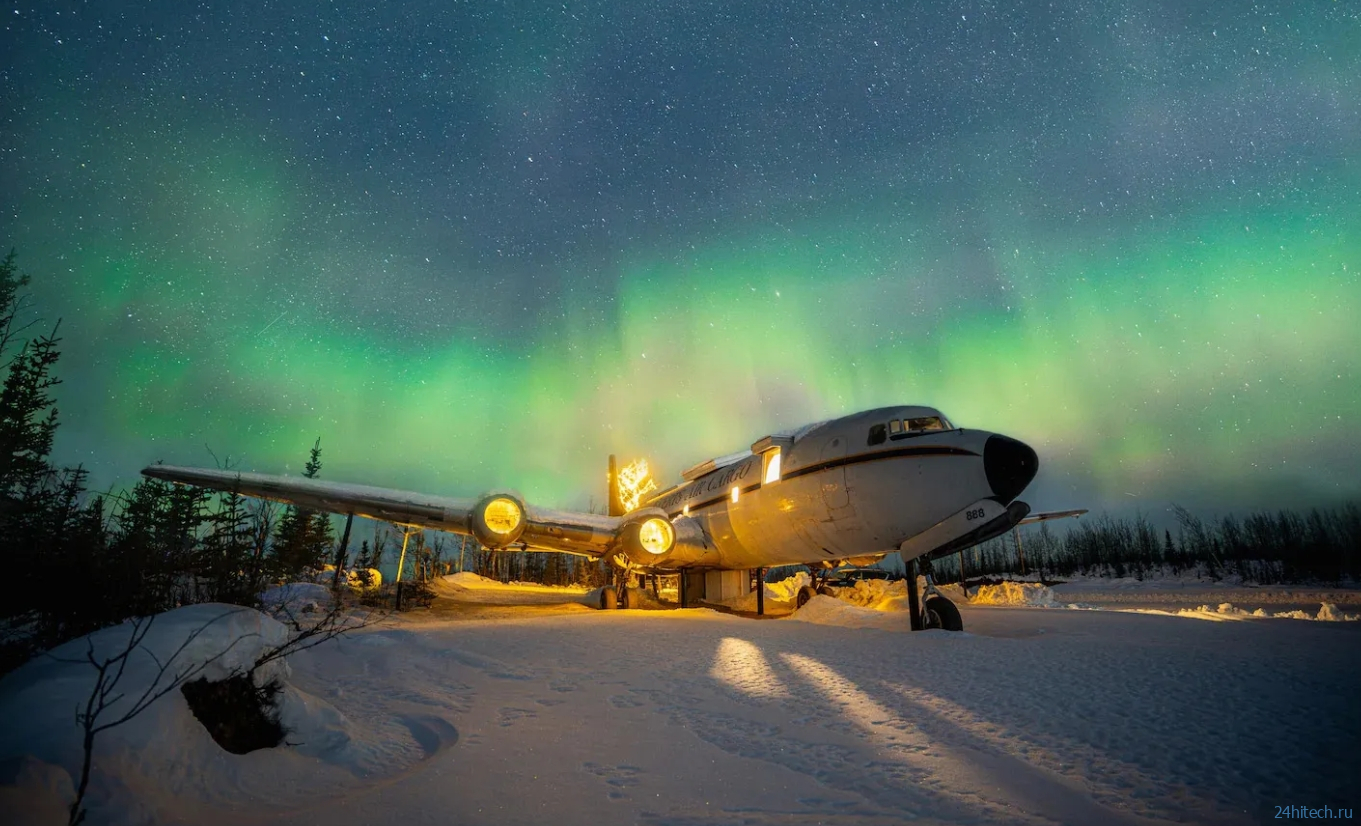 Мужчина превратил старый самолет в квартиру с двумя спальнями Мужчина превратил старый самолет в квартиру с двумя спальнями