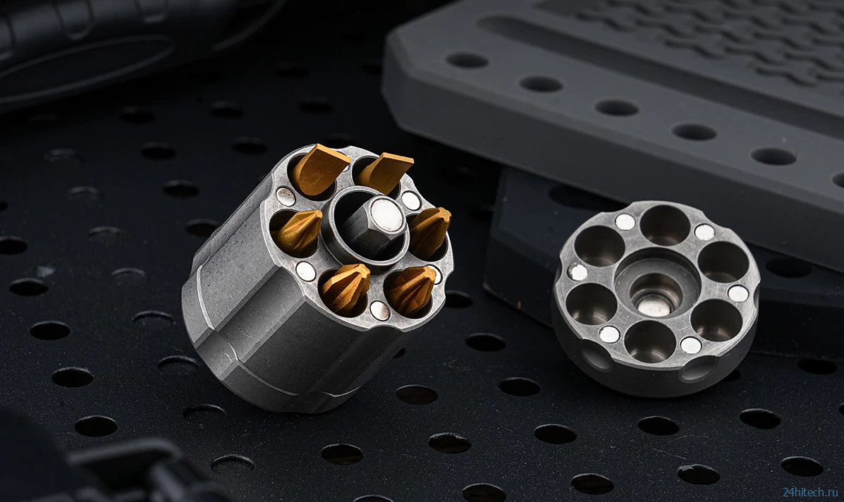 IdealSpark представила титановую отвертку в виде револьверного барабана IdealSpark представила титановую отвертку в виде револьверного барабана