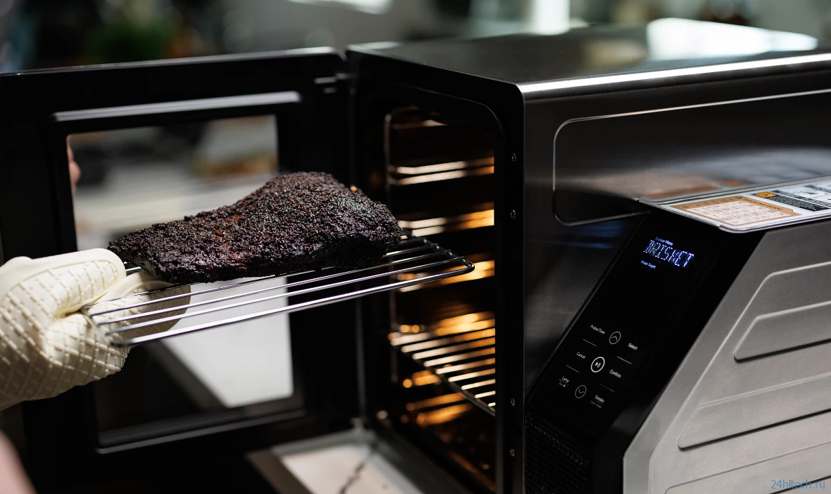 Настольная коптильня SmoqeX позволит готовить мясо на дровах прямо на кухне Настольная коптильня SmoqeX позволит готовить мясо на дровах прямо на кухне