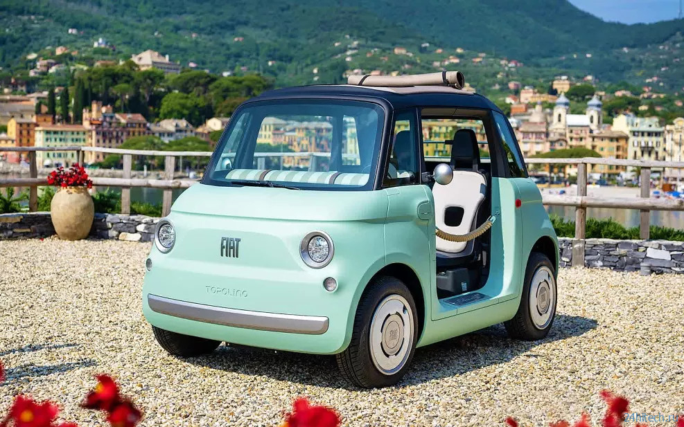 Очаровательный микрокар Fiat Topolino выходит на дороги Очаровательный микрокар Fiat Topolino выходит на дороги